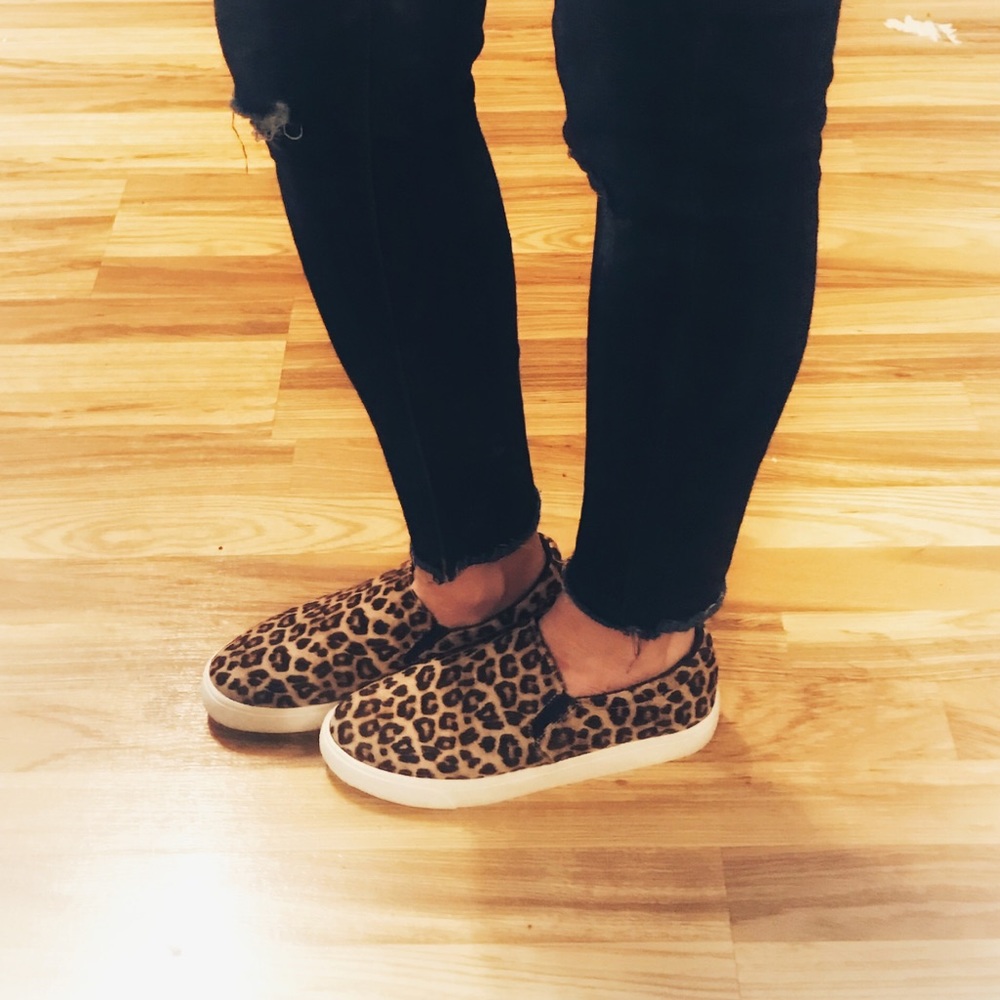 Cheetah Print Slip Ons - Picture 4 of 4